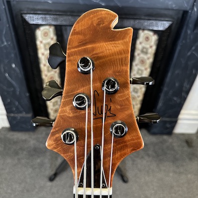 Sugi 5str Custom Bass guitar